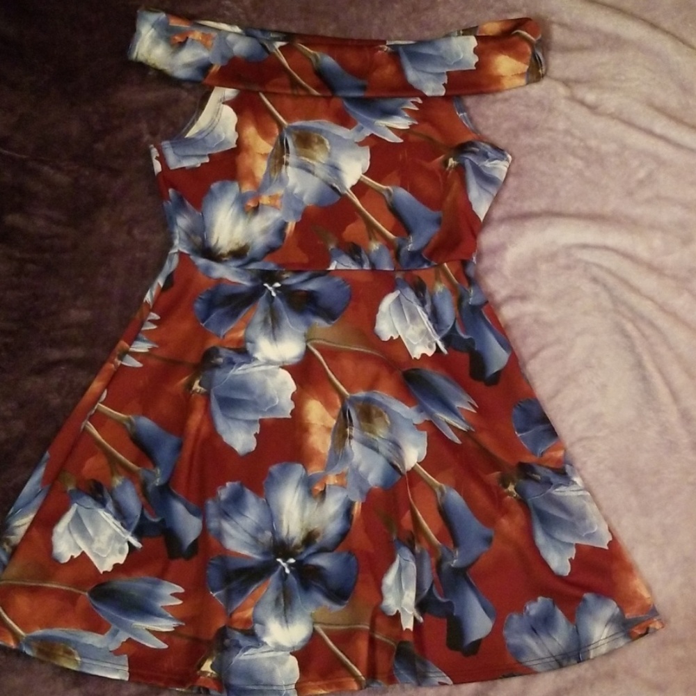 Floral print dress